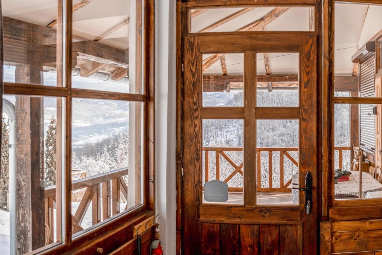 Apartmani Lunija Gornji Milanovac Buitenkant foto