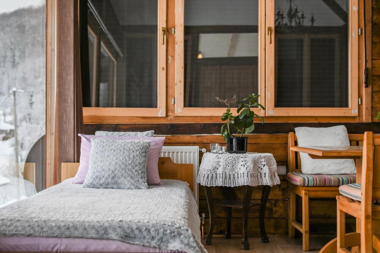 Apartmani Lunija Gornji Milanovac Buitenkant foto