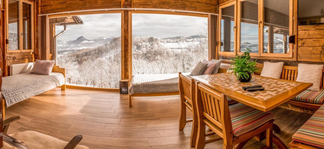 Apartmani Lunija Gornji Milanovac Buitenkant foto