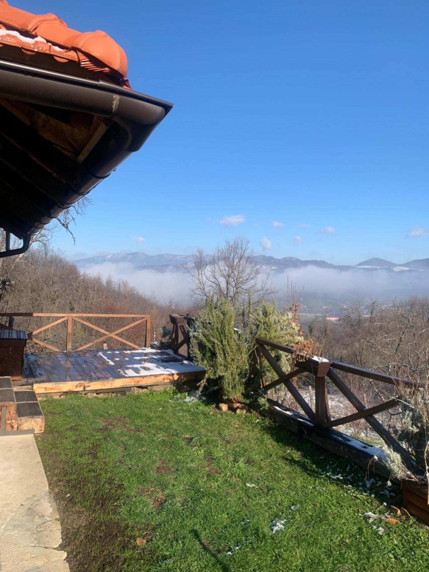Apartmani Lunija Gornji Milanovac Buitenkant foto